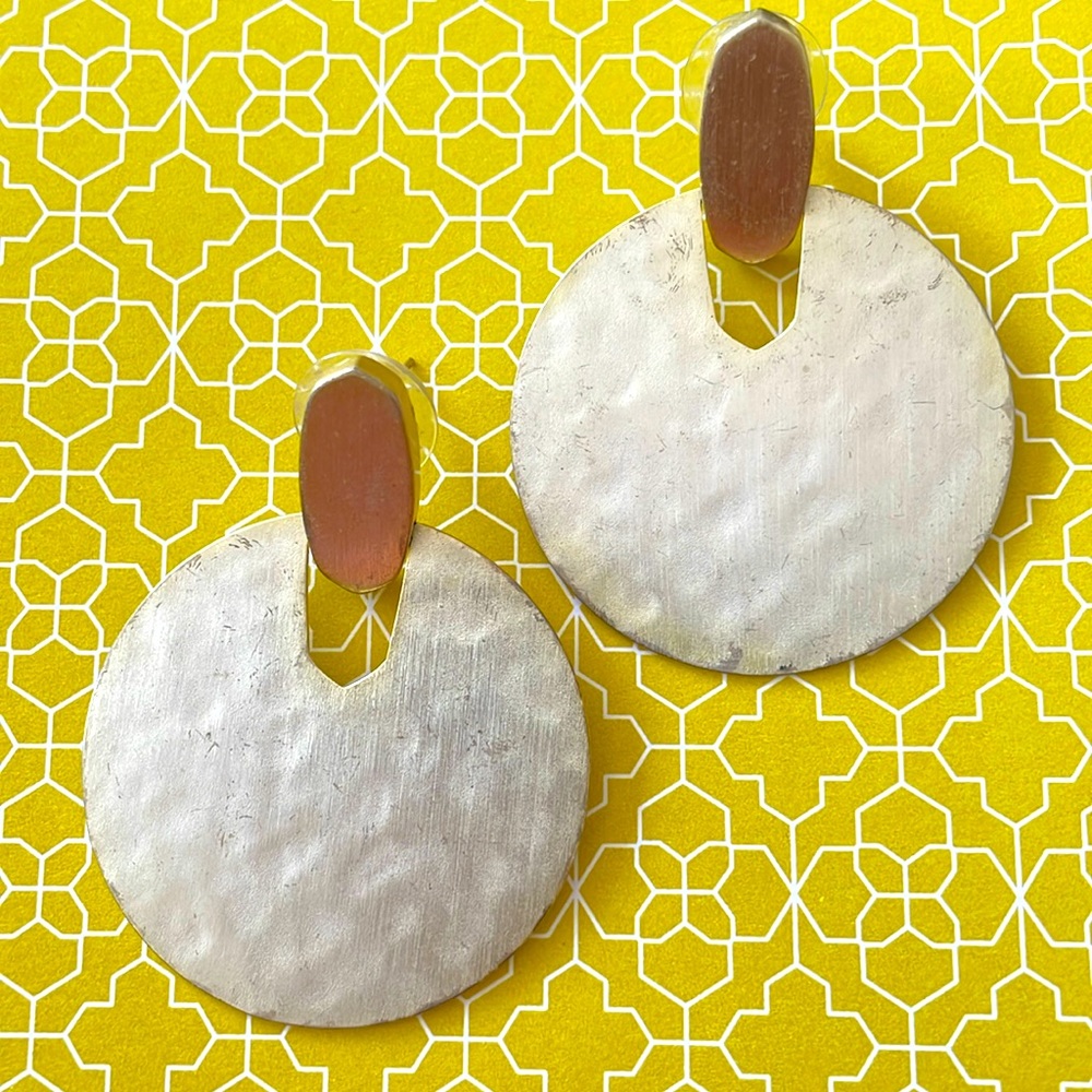 Kendra Scott Gold Hammered Disc Drop Earrings